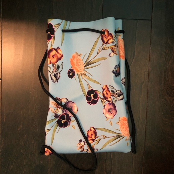 Authentic Triangl Petra Lilac Bikini Set - Picture 4 of 4